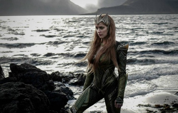 Amber Heard in Justice League 1 768x488