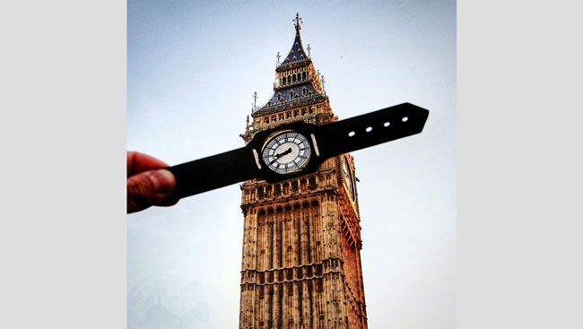 paperboyo instagram paper cutouts on iconic monuments 04