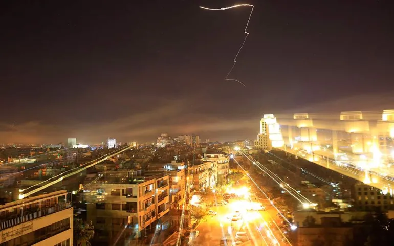 Επίθεση με πυραύλους στη Συρία από ΗΠΑ, Βρετανία και Γαλλία