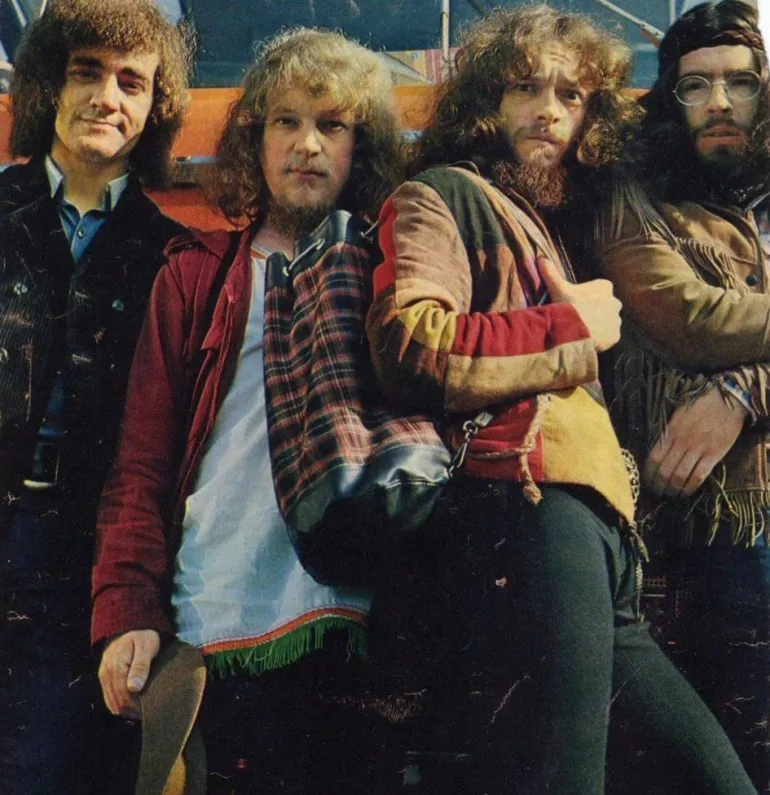 Living In The Past-Jethro Tull (1969)