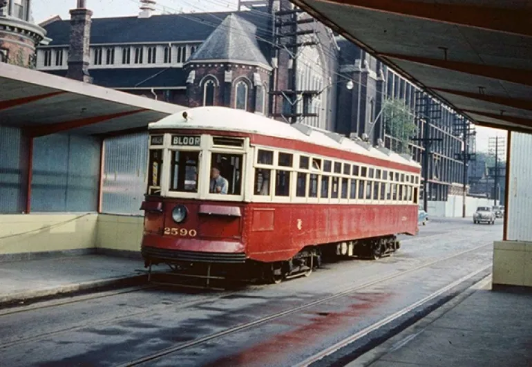 Εντυπωσιακές φωτογραφίες από το Toronto του 1950...