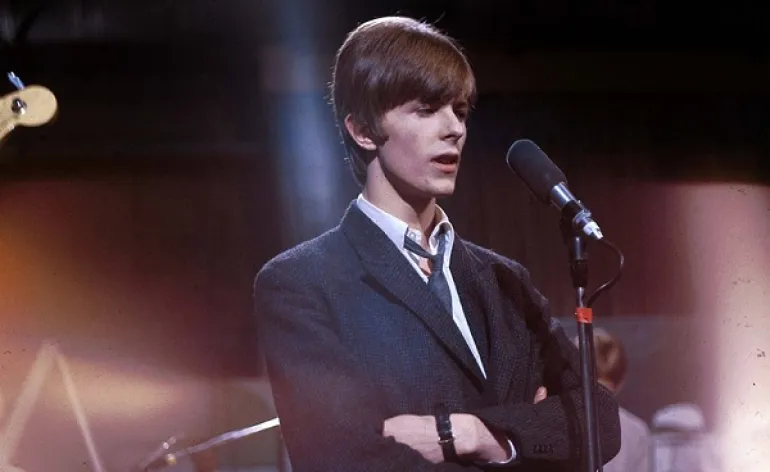 45.000 ευρώ πωλήθηκε η πρώτη ηχογράφηση του David Bowie