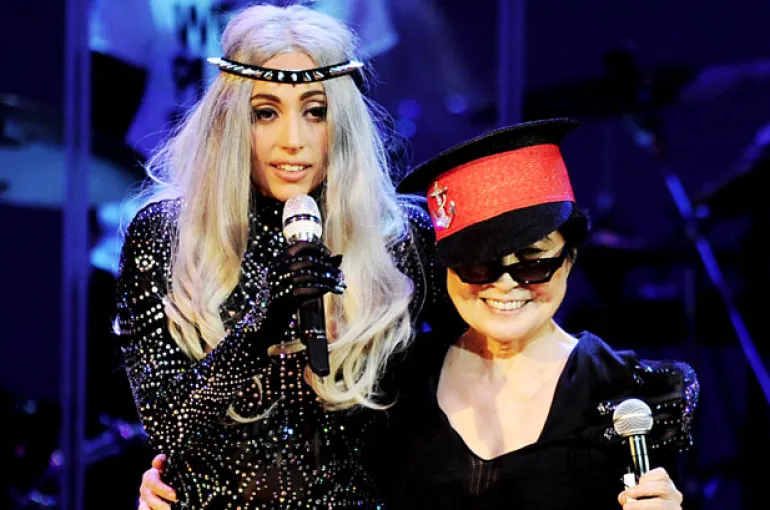 Γράμμα-έκκληση της Yoko Ono στους κριτικούς: Aφήστε με να είμαι αυτό που είμαι