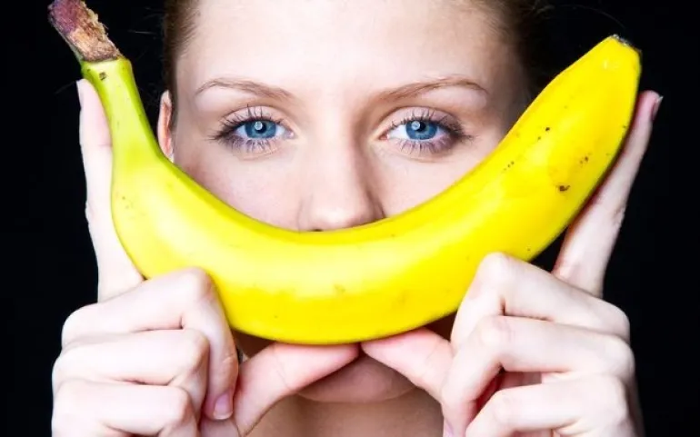 Τελικά τρώγεται η μπανανόφλουδα και τι οφέλη έχει για την υγεία μας;
