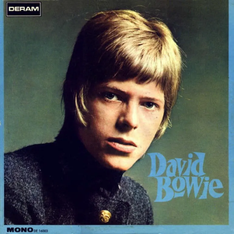 Μια μικρή περιουσία τα βινύλια του David Bowie