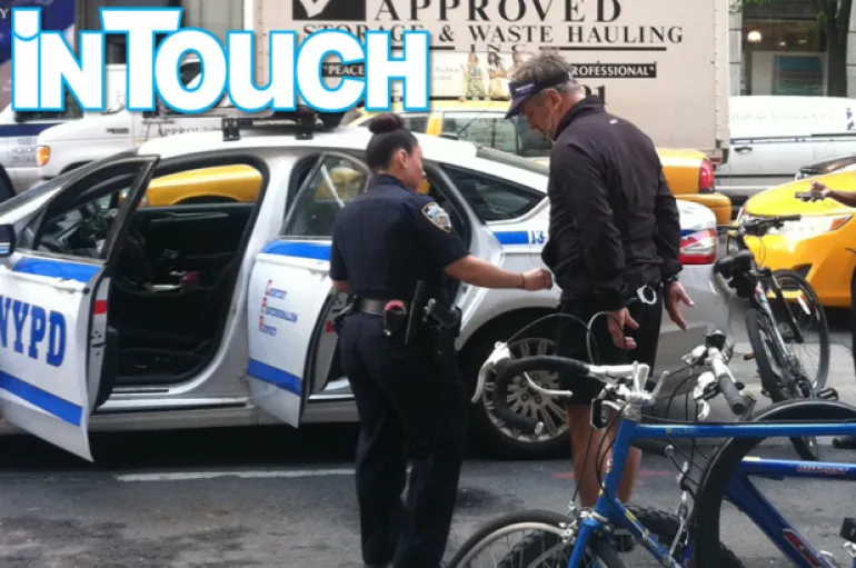 Συνελήφθη στη Νέα Υόρκη ο Alec Baldwin, επιτέθηκε σε άντρα για μια θέση πάρκινγκ