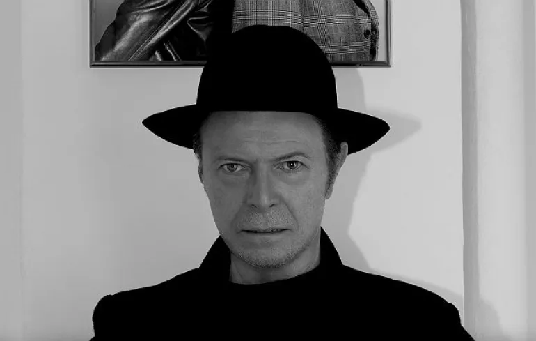 Ταξιδεύοντας στον κόσμο με τα τραγούδια του David Bowie