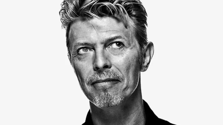 Εξερευνώντας την υπέροχη ιδιωτική συλλογή του David Bowie...