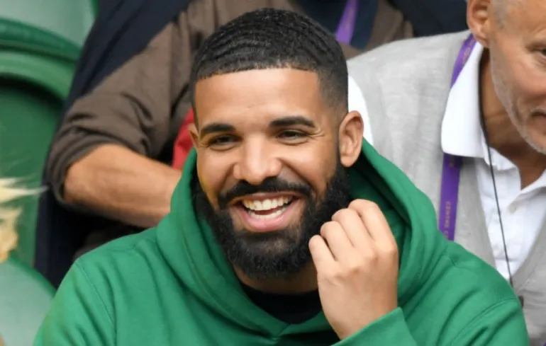 Drake, No 1 σε σινγλς, άλμπουμ σε Αγγλία, Αμερική