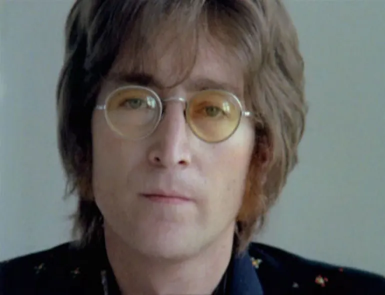 41 χρόνια από τον θάνατο του: 10 τραγούδια του John Lennon με τους Beatles