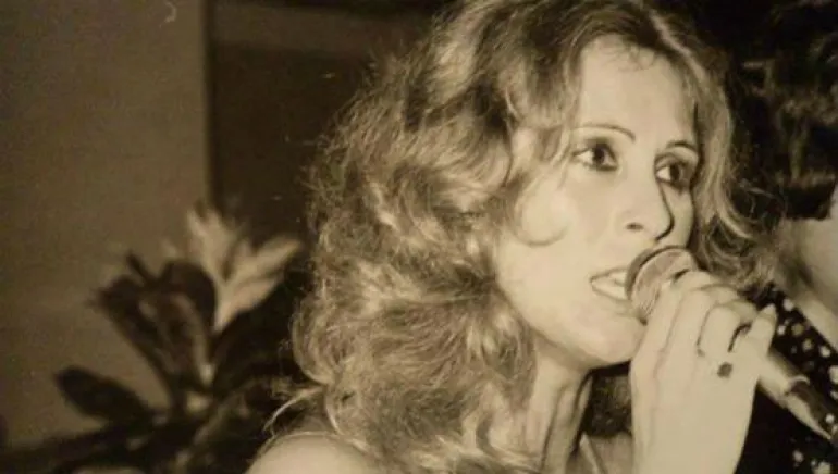 Δώσε μου το στόμα σου (Σαν χελιδονάκι) – Ρένα Κουμιώτη – 1969 