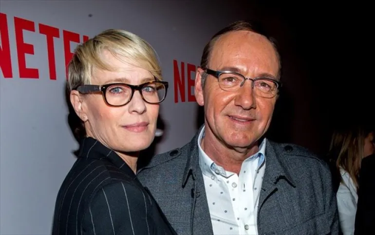 Robin Wright: Υπέρ μιας δεύτερης ευκαιρίας στον Kevin Spacey