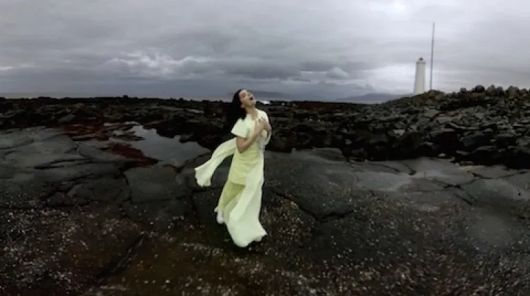 Νέο video της Björk σε 360 μοίρες - Stonemilker