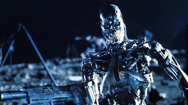 Ότι χρειάζεται να γνωρίζετε για τα Terminator φιλμ σε ένα video