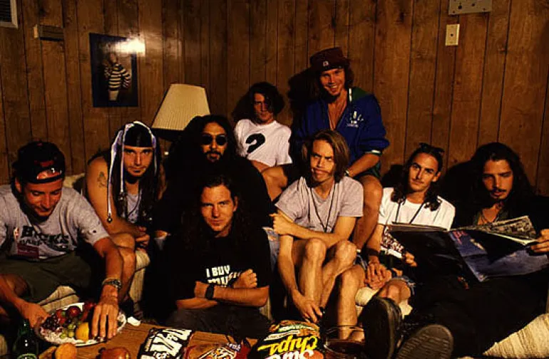 Hunger Strike-Temple Of The Dog