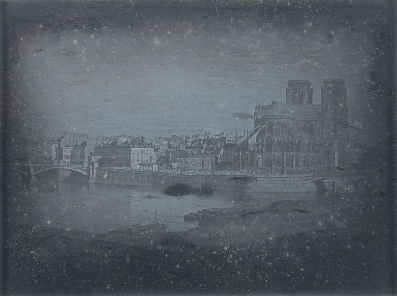 Daguerre Notre Dame et lÎle de la Cité vers 1838