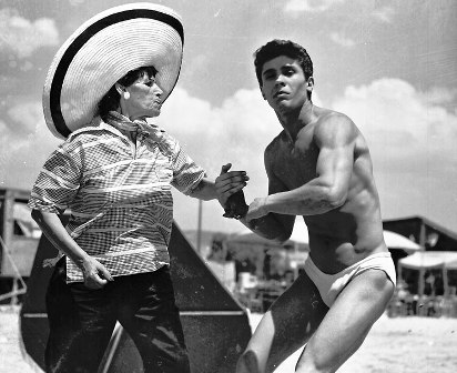 Photo4 theia chicago