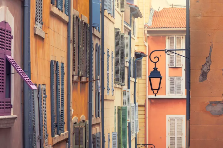 5e428f12210000560016dd85