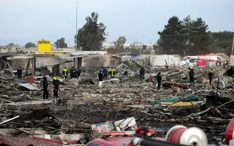 Μεξικό: Δεκάδες νεκροί από εκρήξεις σε αγορά πυροτεχνημάτων