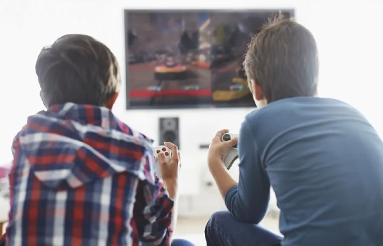 Πώς επηρεάζουν τα video games την υγεία των παιδιών;
