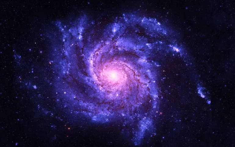 Ανακαλύφθηκε ο πρώτος γαλαξίας με 3 μαύρες τρύπες στο κέντρο του