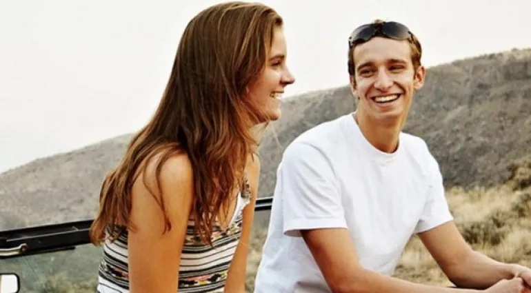 Έρευνα: όσοι έχουν αδερφές τείνουν να είναι πιο ευτυχισμένοι στη ζωή τους Έρευνα: όσοι έχουν αδερφές τείνουν να είναι πιο ευτυχισμένοι στη ζωή τους