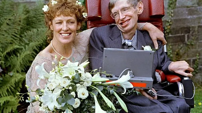Πέθανε 76 ετών ο Stephen Hawking κορυφαία προσωπικότητα των επιστημών