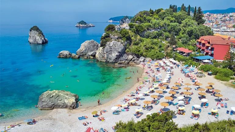 Έχετε καιρό για διακοπές; 10 μαγευτικά μέρη στην Ελλάδα...