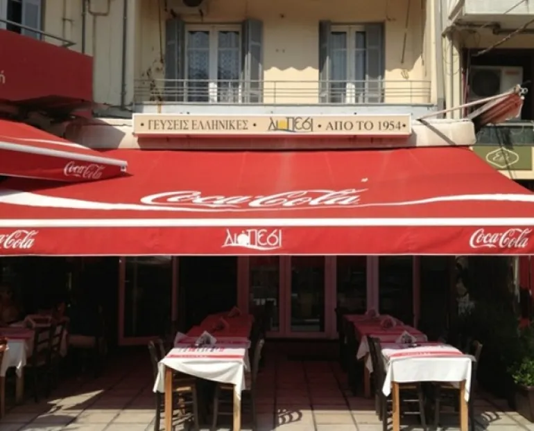  Aστόρια, ιστορικό καφενείο στην Πλατεία Ναυαρίνου από το 1969. Ένα ταξίδι σε πράγματα που αγάπησε η Θεσσαλονίκη 