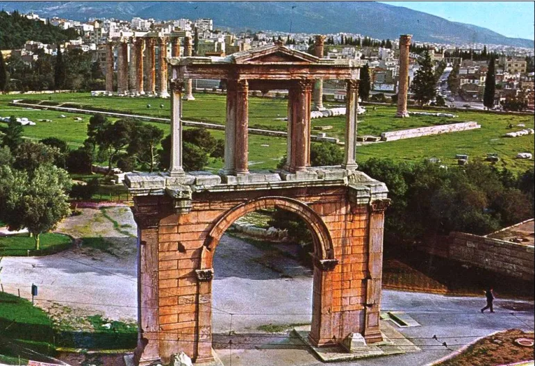 Η πύλη του Αδριανού 