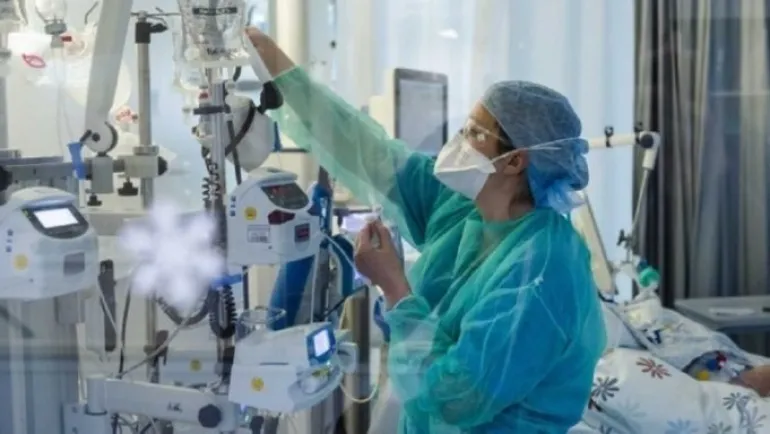 ΑΧΕΠΑ : 50χρονη νοσοκόμα κατέληξε από κοροναϊό