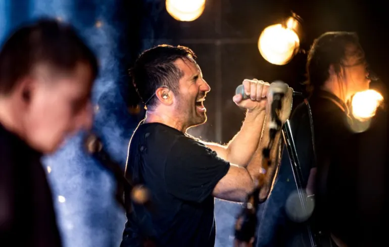 God Break Down The Door-Nine Inch Nails