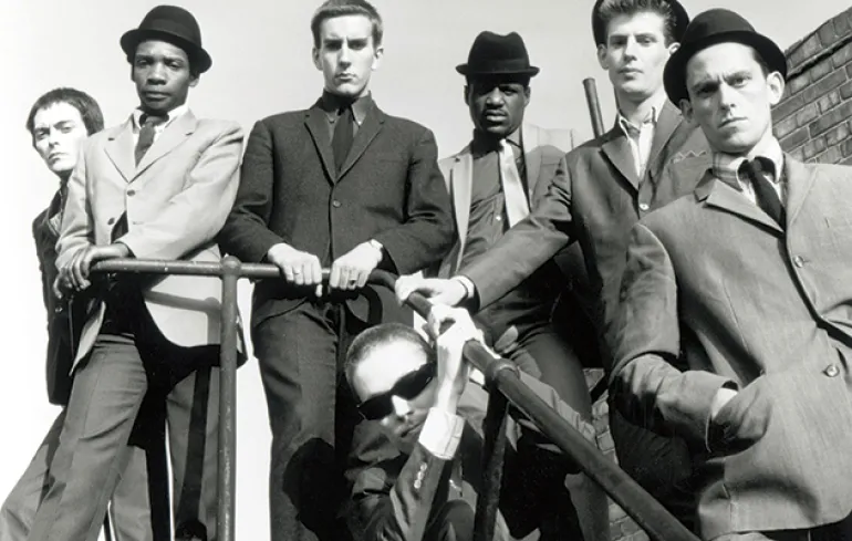 Ghost Town-The Specials (1981)