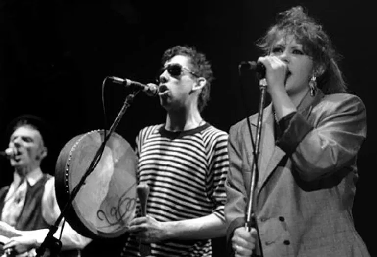 Fairytale Of New York-Pogues/ Kirsty MacColl