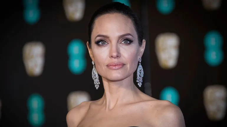 Η Angelina Jolie ετοιμάζεται να συνεργαστεί με την Marvel