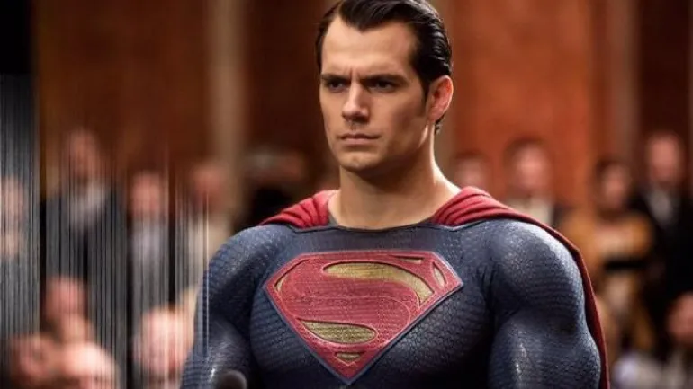 Η Warner Bros ετοιμάζει νέο superman solo φιλμ...