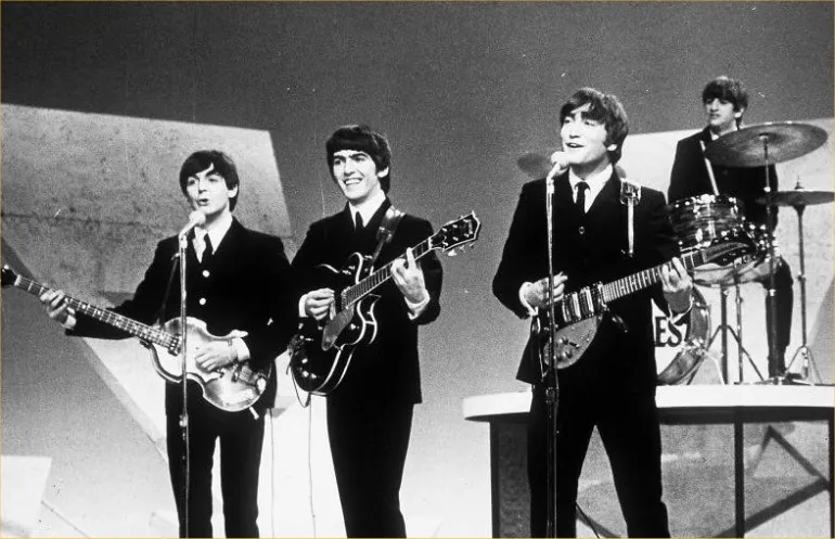 10 εξαιρετικές κιθαριστικές στιγμές των Beatles