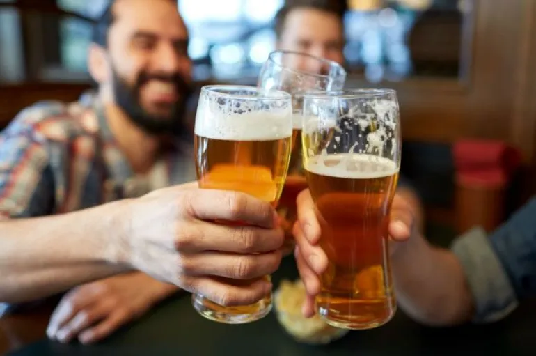 Μπύρα: Θερμίδες και 5 οφέλη για την υγεία 