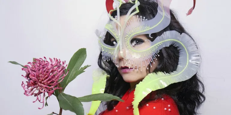 H Björk για την δική της ιστορία με Δανό σκηνοθέτη