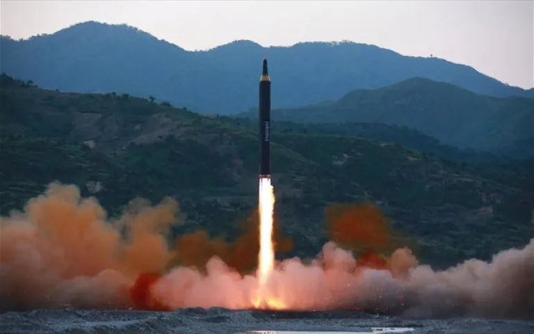 Eκτόξευση πυραύλου από τη Βόρεια Κορέα