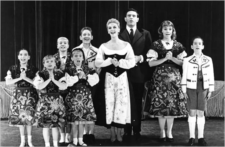 Σαν σήμερα το 1959 η Μελωδία της Ευτυχίας φθάνει στο Broadway ...