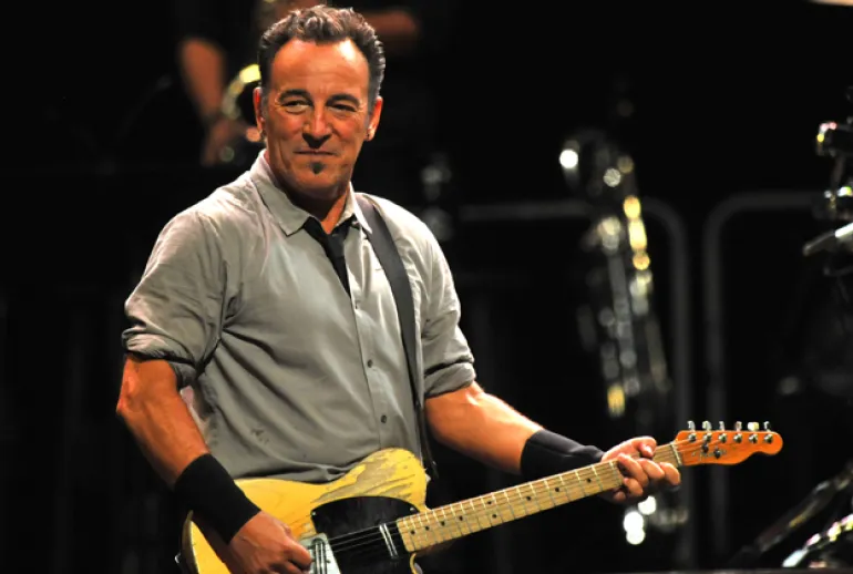 Ο αντιπρόεδρος της Αμερικής Joe Biden προτείνει τον Bruce Springsteen για πρόεδρο