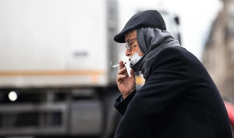 Κάπνισμα και κορονοϊός: Το Υπουργείο Υγείας αναδεικνύει για πρώτη φορά το κάπνισμα ως άμεση απειλή