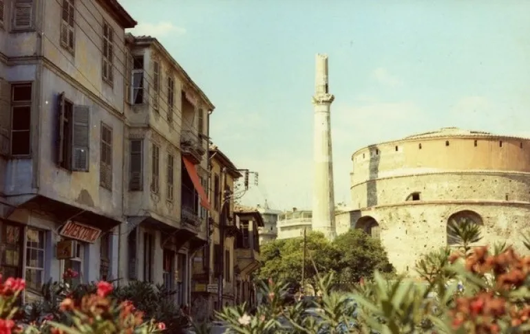 Ρέκβιεμ για τη γειτονιά της Καμάρας στη Θεσσαλονίκη 