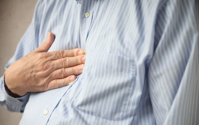 Καρδιακό πρόβλημα: Μην αγνοήσετε ΠΟΤΕ αυτά τα 11 συμπτώματα!