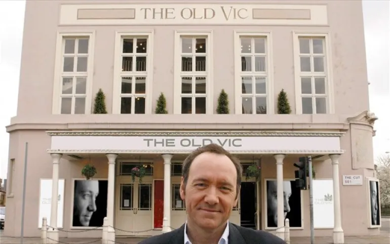 Νέες καταγγελίες κατά του Kevin Spacey από το θέατρο Old Vic