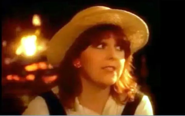 Everytime We Touch-Maggie Reilly