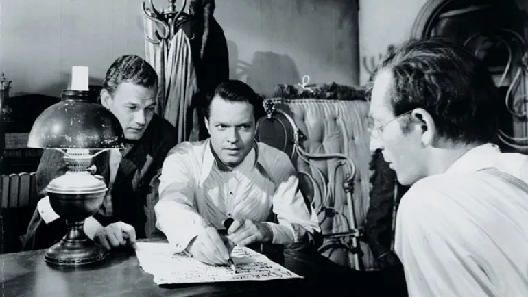 10 Ηθοποιοί που σκηνοθέτησαν... 10 Ηθοποιοί που σκηνοθέτησαν...