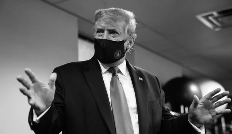 "Πατριωτικό" να φοράμε μάσκα, λέει τώρα ο Τραμπ