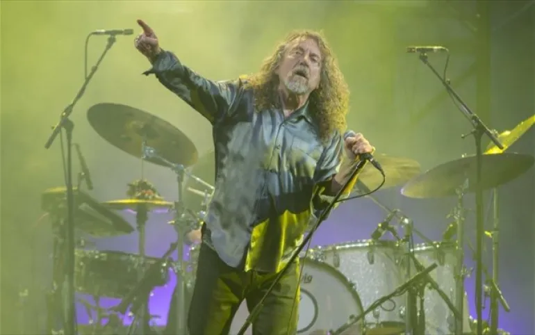 Robert Plant: Συναυλίες για την οικονομική στήριξη των προσφύγων